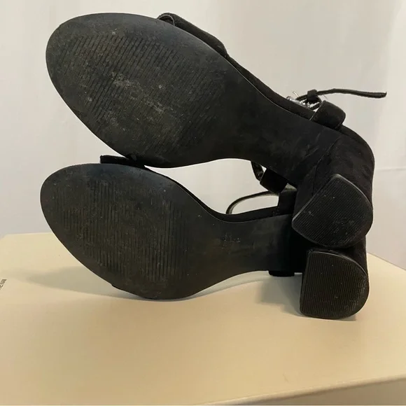 Abound Heels - Picture 5 of 9